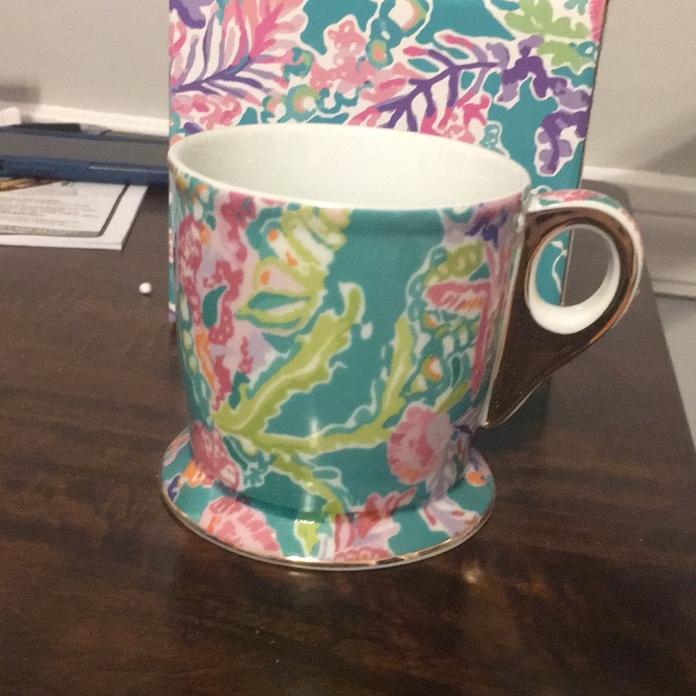 GWP Lilly Pulitzer mug